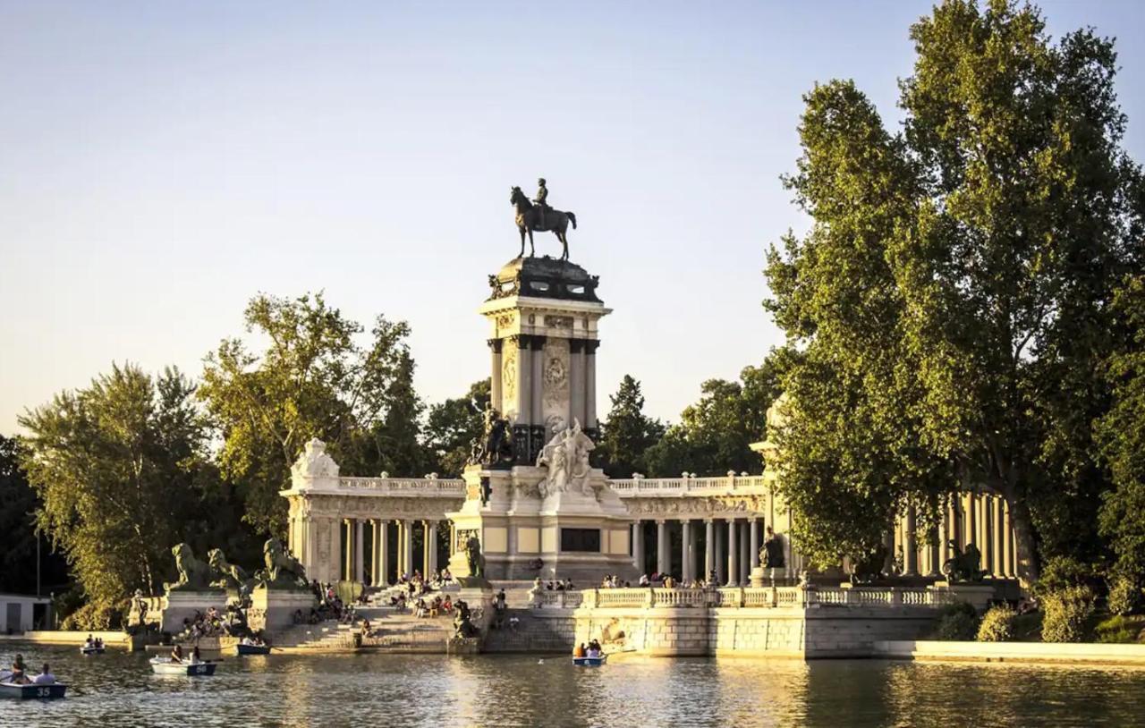 Apartamento V Alcalaretiro Ideal Parejas Madrid Esterno foto